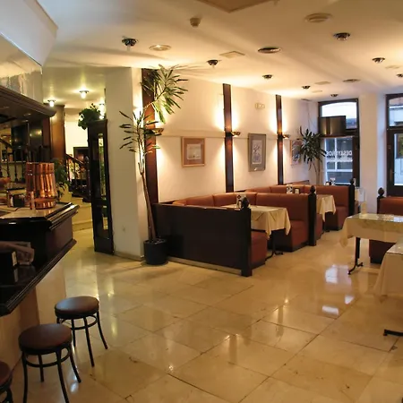 Gran Hotel Paraiso-3
