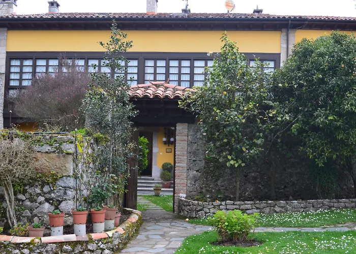 Hotel-Apartamentos La Arquera Llanes